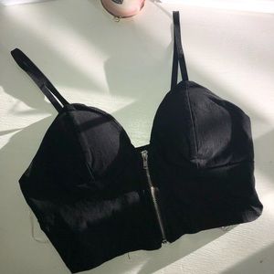 Bozzolo black zip front top